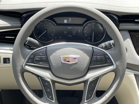 New 2025 Cadillac XT5 Premium Luxury image 19