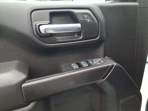 Used 2022 Chevrolet Silverado 1500 Custom w/ Rally Edition image 9