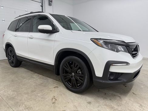 Certified 2022 Honda Pilot Special Edition image 3