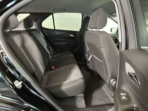 Used 2024 Chevrolet Equinox LT FWD image 30