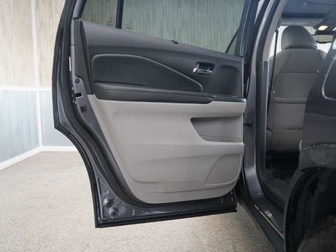 Used 2016 Honda Pilot Touring image 36