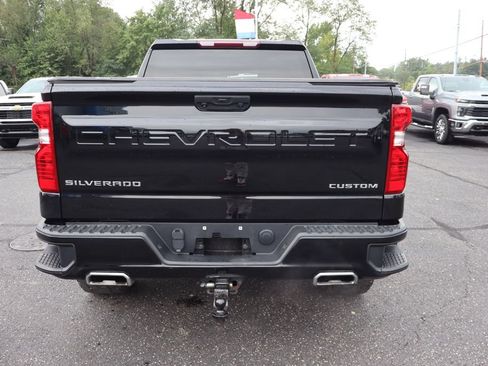 Used 2022 Chevrolet Silverado 1500 Custom Trail Boss AWD/4WD image 26