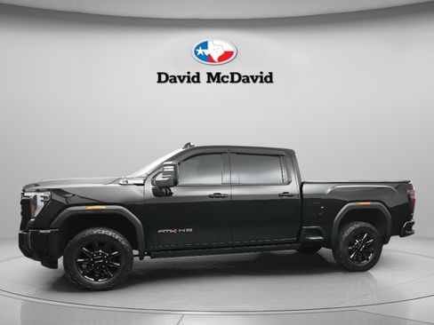 Used 2024 GMC Sierra 2500 AT4 w/ AT4 Premium Plus Package image 5