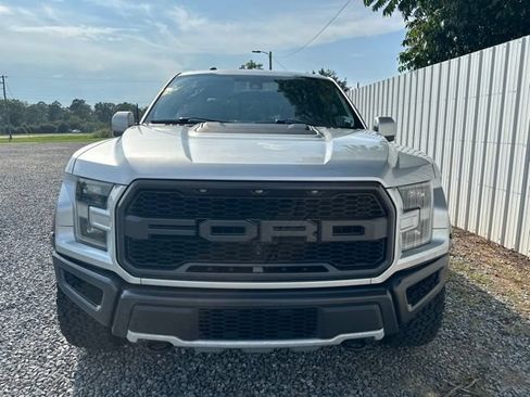 Used 2017 Ford F150 Raptor w/ Equipment Group 802A Luxury AWD/4WD image 8