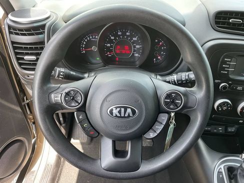 Used 2016 Kia Soul w/ Convenience Package FWD image 32