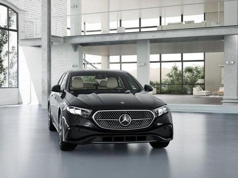 New 2026 Mercedes-Benz E 350 4MATIC Sedan image 8