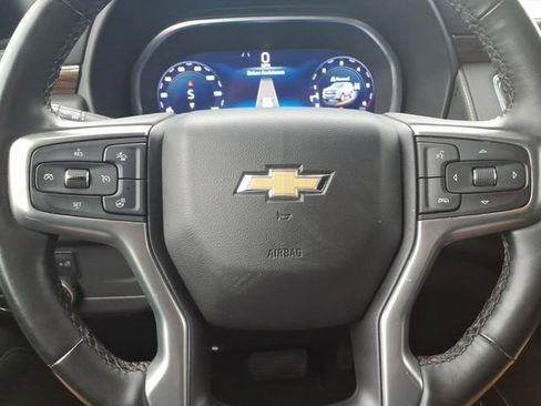 Used 2023 Chevrolet Suburban Premier AWD/4WD image 14