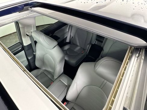 New 2026 Toyota Highlander XLE image 12