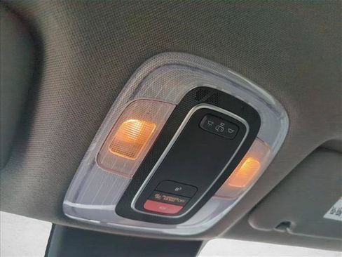 Used 2024 Hyundai Elantra SEL FWD image 14