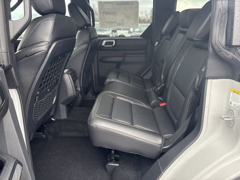 New 2026 Ford Bronco Badlands AWD/4WD image 18