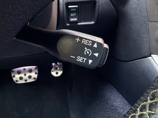 Used 2013 Lexus IS 250C w/ F-Sport Pkg w/Summer Tires RWD image 30