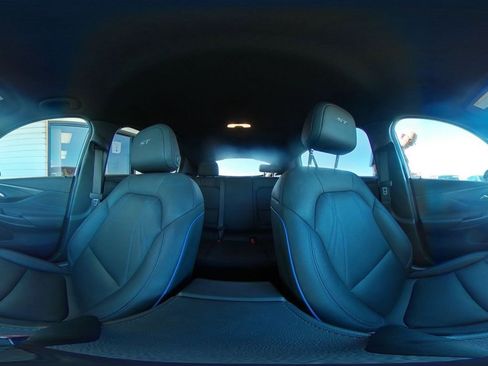 Used 2025 Buick Envista Sport Touring image 41