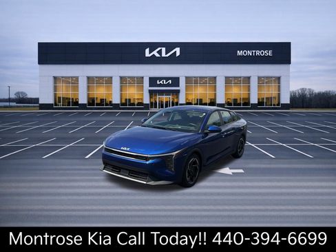 Certified 2025 Kia K4 EX FWD image 1