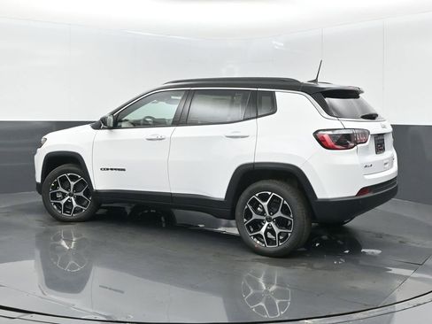 New 2026 Jeep Compass Limited image 5