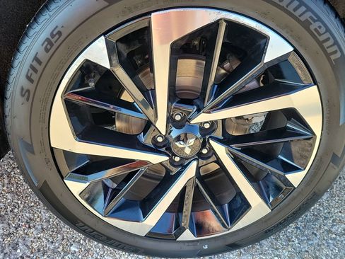 Used 2024 Mitsubishi Outlander SE FWD image 11