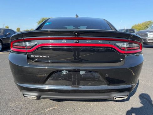 Used 2023 Dodge Charger SXT RWD image 6
