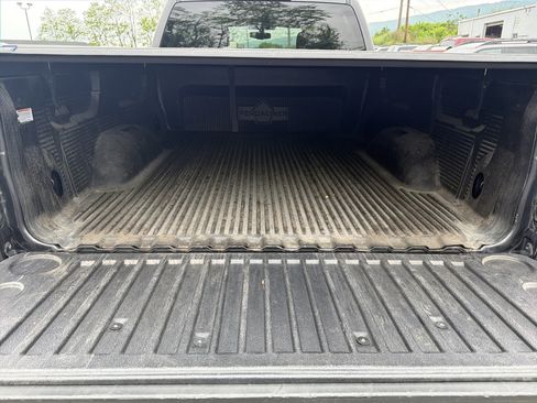 Used 2016 GMC Sierra 1500 4x4 Double Cab w/ Elevation Edition image 5