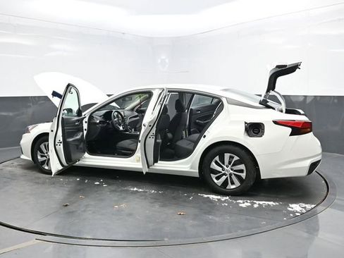 Used 2021 Nissan Altima 2.5 S image 38