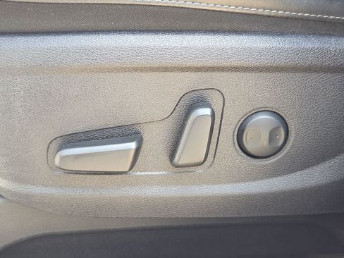 Used 2021 Kia Telluride S FWD image 17