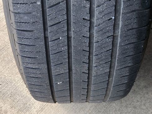 Used 2020 Land Rover Discovery Sport S image 11