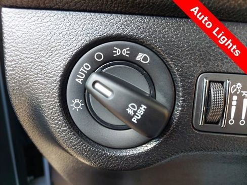 Used 2021 Dodge Challenger R/T Scat Pack image 21