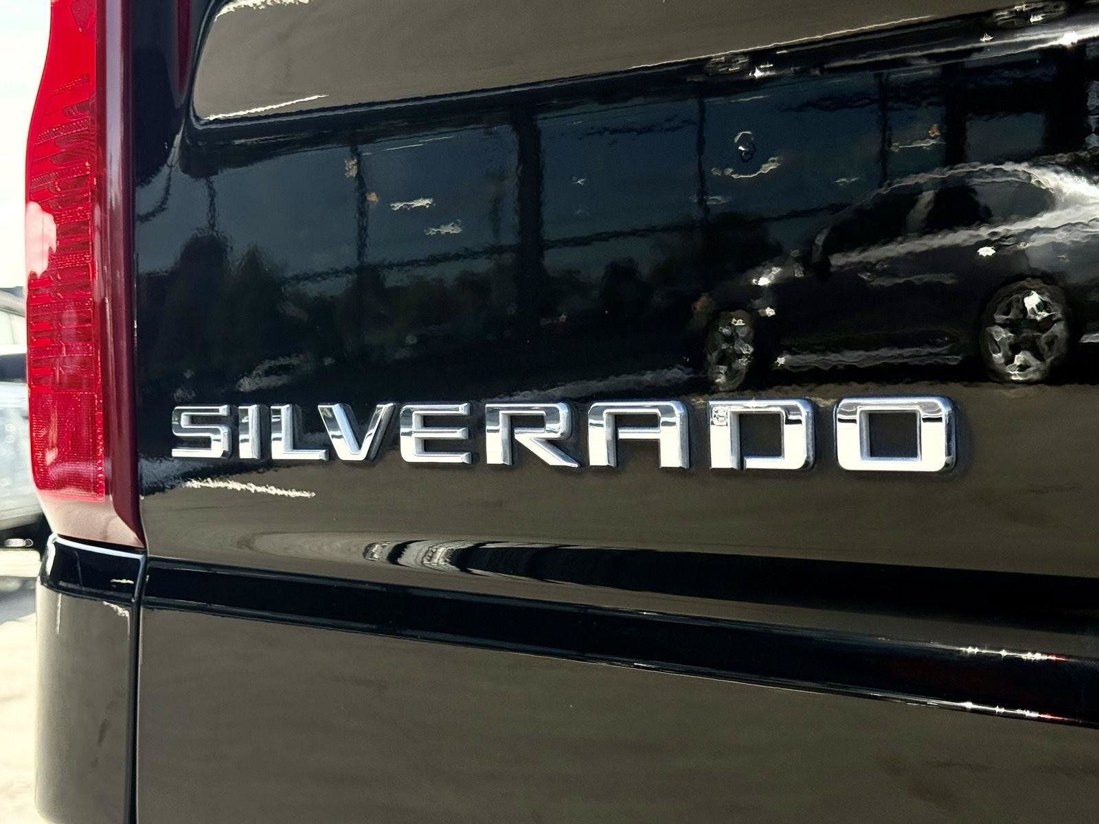Used 2021 Chevrolet Silverado 1500 LT AWD/4WD image 8