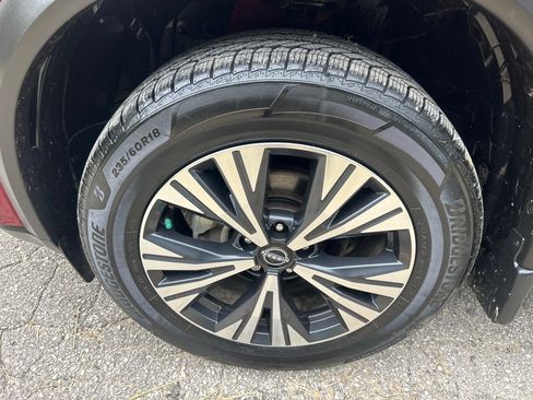 Used 2023 Nissan Rogue SV FWD image 23