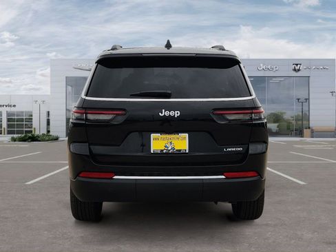New 2026 Jeep Grand Cherokee L Laredo RWD image 4