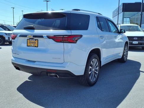 Used 2023 Chevrolet Traverse Premier w/ LPO, Floor Liner Package AWD/4WD image 8