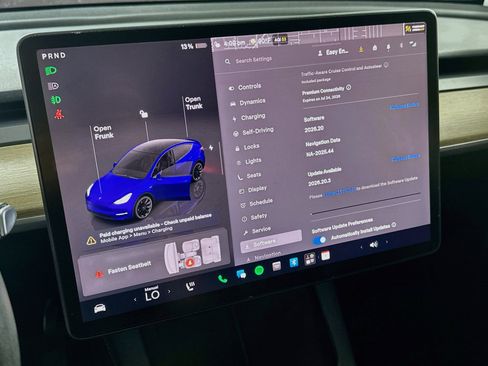 Used 2022 Tesla Model Y Long Range AWD/4WD image 33