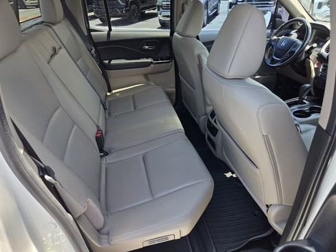 Used 2019 Honda Ridgeline RTL-T image 18