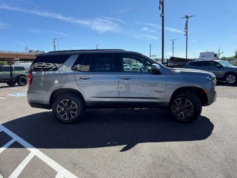 Used 2021 Chevrolet Tahoe Z71 w/ Z71 Off-Road Package image 4