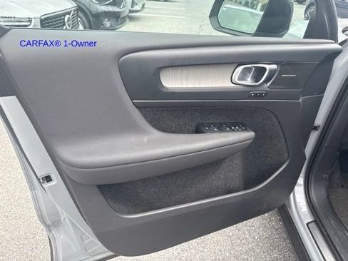 Used 2024 Volvo XC40 B5 Plus w/ Climate Package AWD/4WD image 21