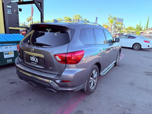 Used 2019 Nissan Pathfinder SV w/ Cargo Package FWD image 5