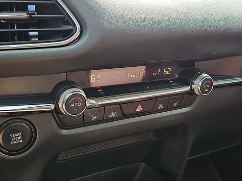 Used 2023 MAZDA CX-30 AWD 2.5 S w/ Preferred Package image 16