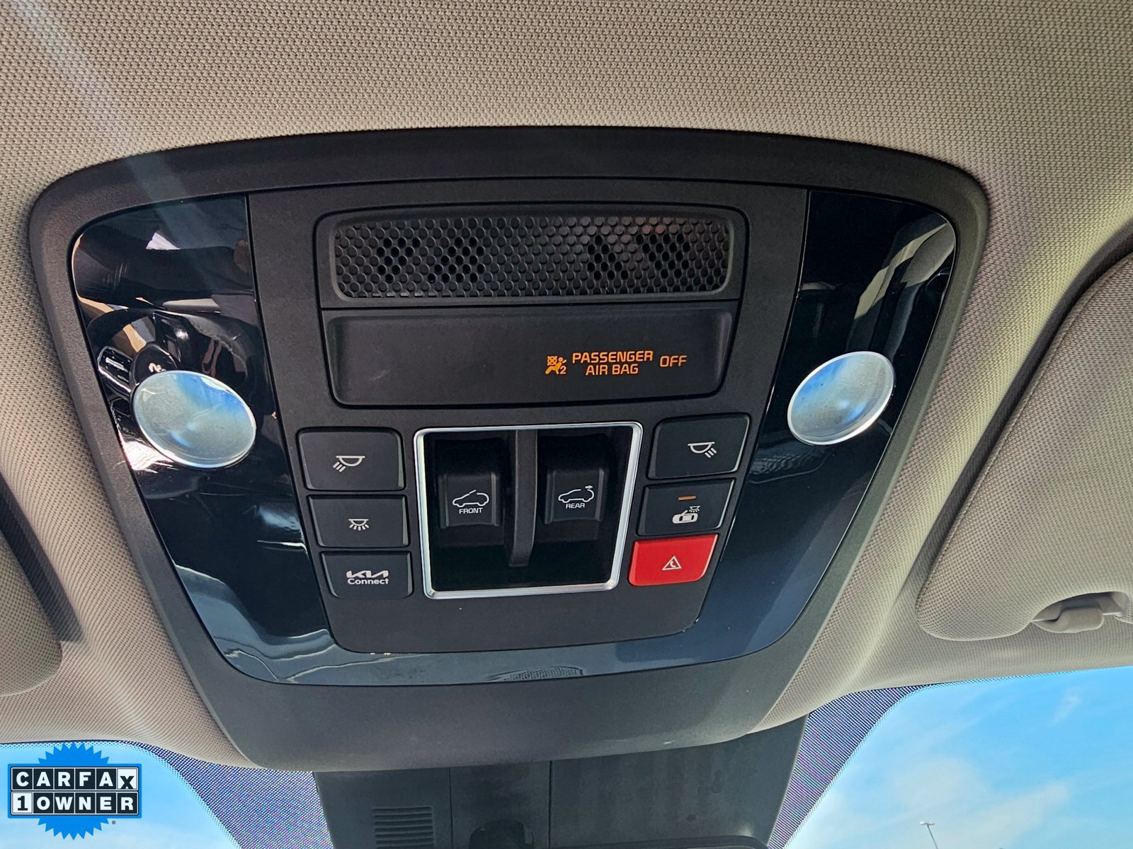 Used 2023 Kia Carnival SX Prestige FWD image 27