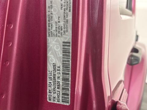 Used 2022 Jeep Wrangler Unlimited Sahara image 28