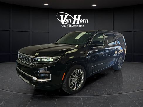 Used 2022 Jeep Grand Wagoneer Series II AWD/4WD image 3