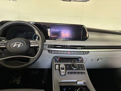Used 2024 Hyundai Palisade SEL w/ Premium Package AWD/4WD image 25
