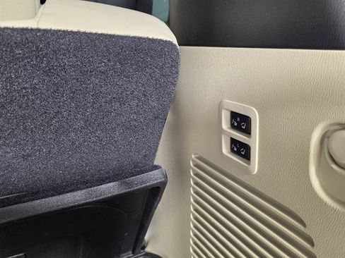 Used 2023 INFINITI QX80 Sensory w/ All-Season Package image 23