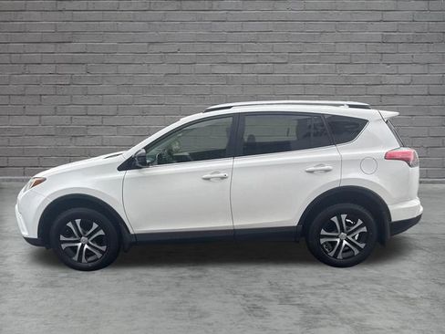Used 2016 Toyota RAV4 LE AWD/4WD image 6