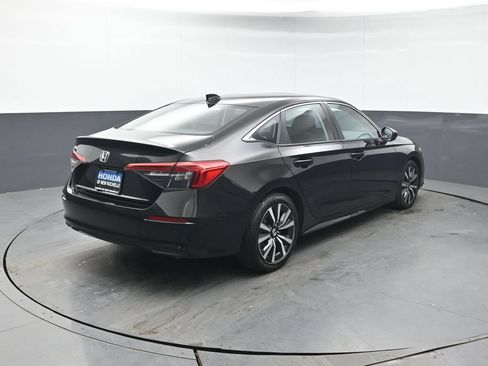 Used 2024 Honda Civic EX image 6