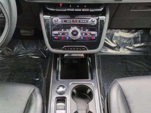 Used 2022 Lincoln Corsair AWD w/ Equipment Group 101A image 19