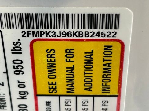 Used 2019 Ford Edge SEL w/ Equipment Group 201A FWD image 42