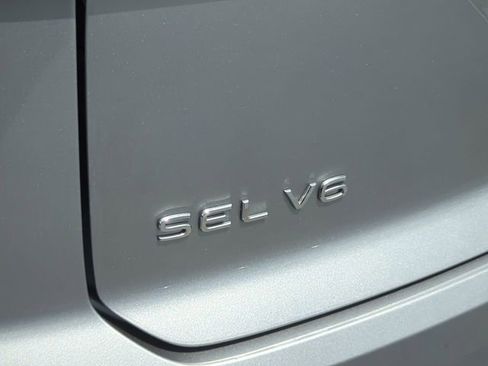 Certified 2023 Volkswagen Atlas Cross Sport SEL Premium R-Line image 11