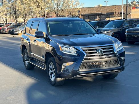 Used 2017 Lexus GX 460 Luxury image 4