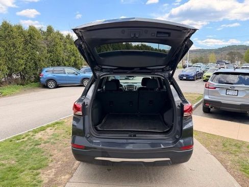Used 2023 Chevrolet Equinox LT AWD/4WD image 14