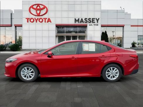 Used 2026 Toyota Camry LE w/ Convenience Package FWD image 6