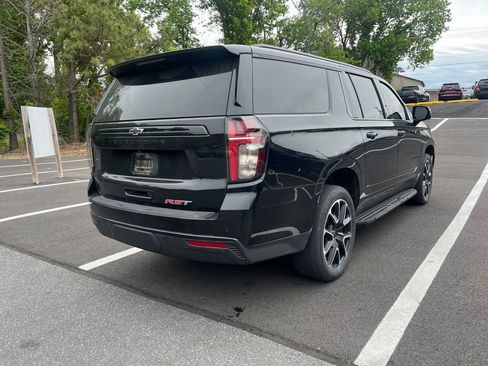 Used 2023 Chevrolet Suburban RST w/ Luxury Package AWD/4WD image 5