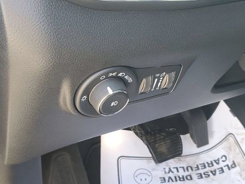 Used 2022 Jeep Compass Limited AWD/4WD image 9